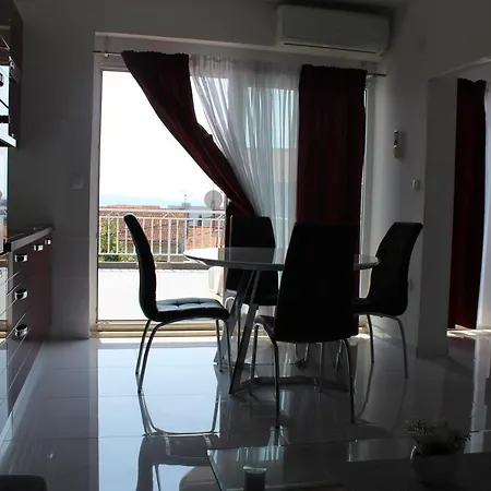 Luxury Maestral - Private Pool Апартаменты Сплит